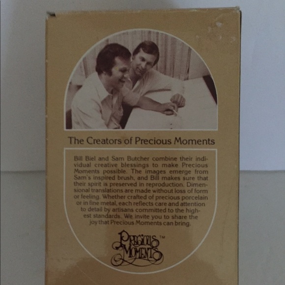 Precious Moments Ornament “O Come All Ye Faithful” - Picture 7 of 7